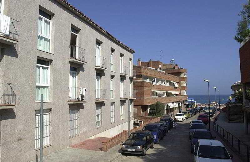 Ar Dosjoimi Apartments Lloret de Mar Esterno foto